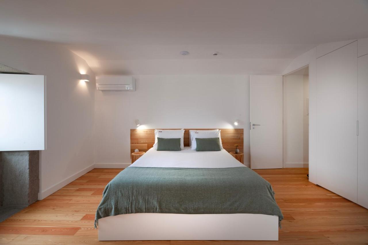 Angra + Apartment Angra do Heroísmo Екстериор снимка