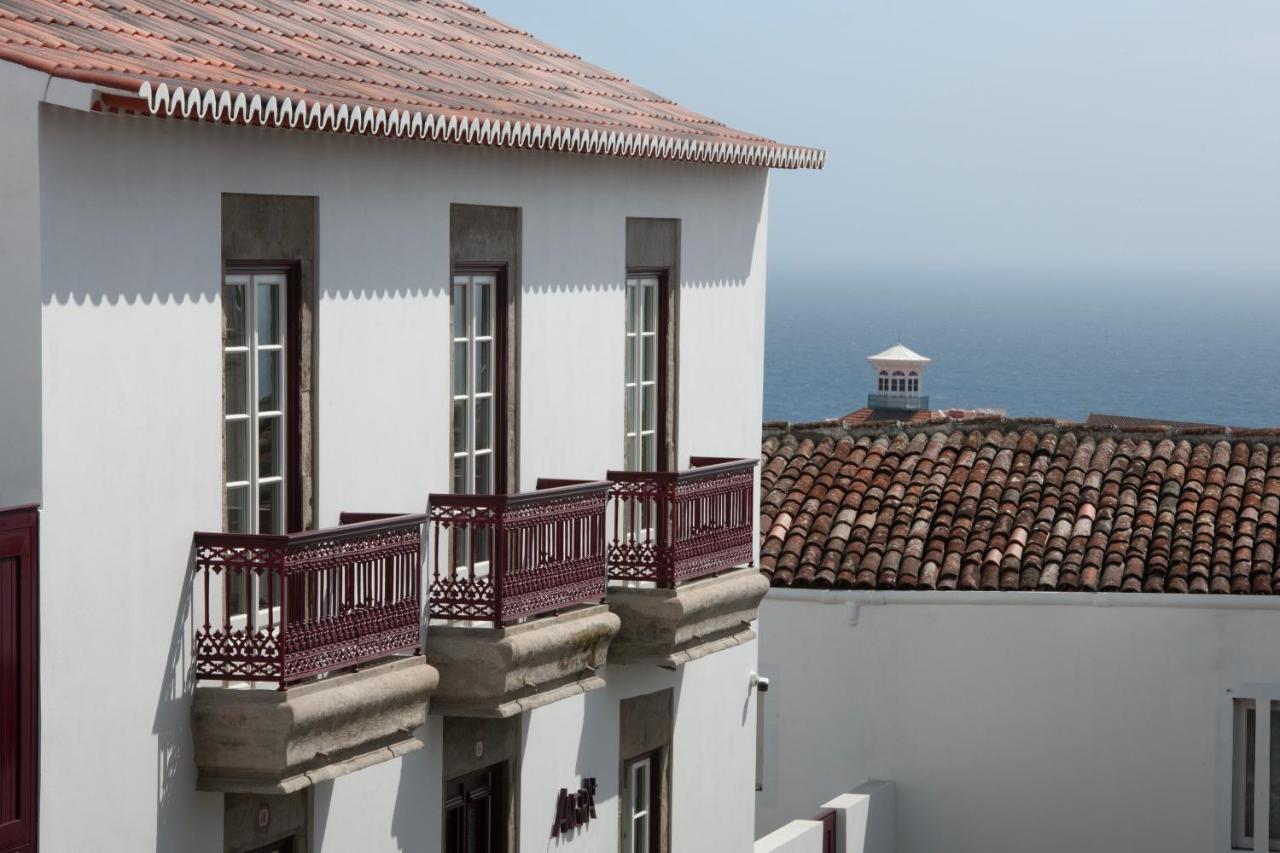 Angra + Apartment Angra do Heroísmo Екстериор снимка
