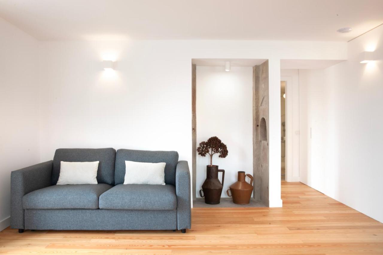 Angra + Apartment Angra do Heroísmo Екстериор снимка
